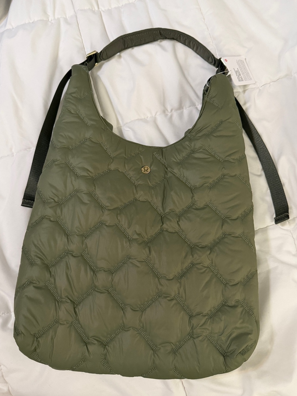 LULULEMON Quilted Oversized Tote Bag in Olive - Picture 2 of 7